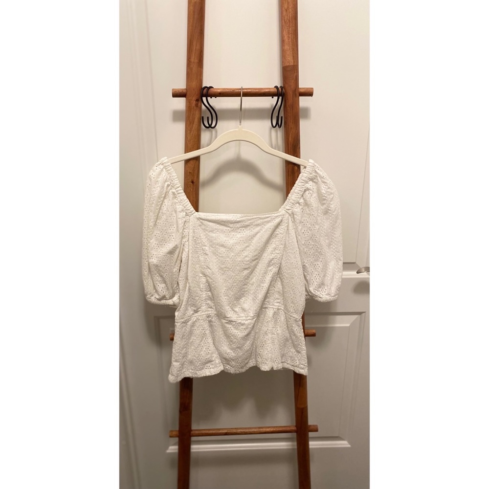 Ann Taylor Women’s Blouse